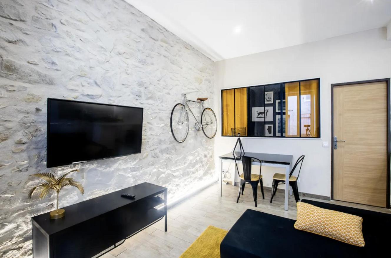2 Pieces Centre-ville Equipe Appartement *